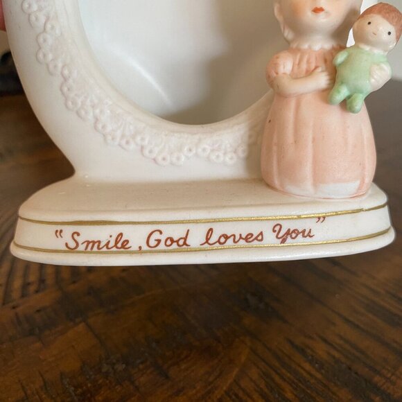 Lefton China hand painted The Christopher Collection 1983 oval photo holder - Picture 3 of 8